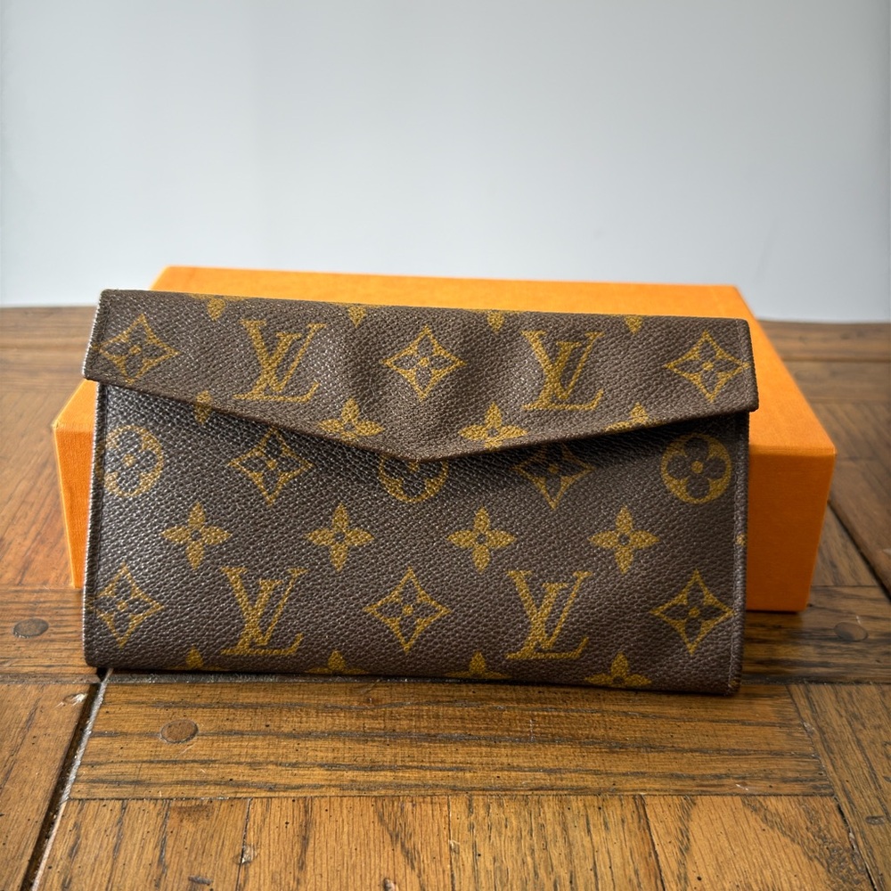 Vintage Louis Vuitton Checkbook Wallet